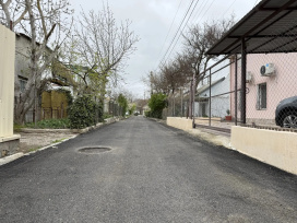 В Евпатории продолжается ямочный ремонт дорог