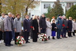 В Евпатории чествовали участников ликвидации последствий радиационных аварий и катастроф В Евпатории чествовали участников ликвидации последствий радиационных аварий и катастроф