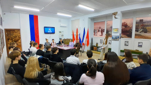 Евпаторийский краеведческий музей ко Дню добровольца (волонтера)