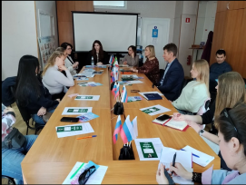 В Евпатории состоялся круглый стол «Меры поддержки предпринимателей Крыма»