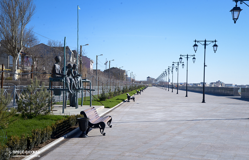 В Евпатории открыли набережную им. Терешковой