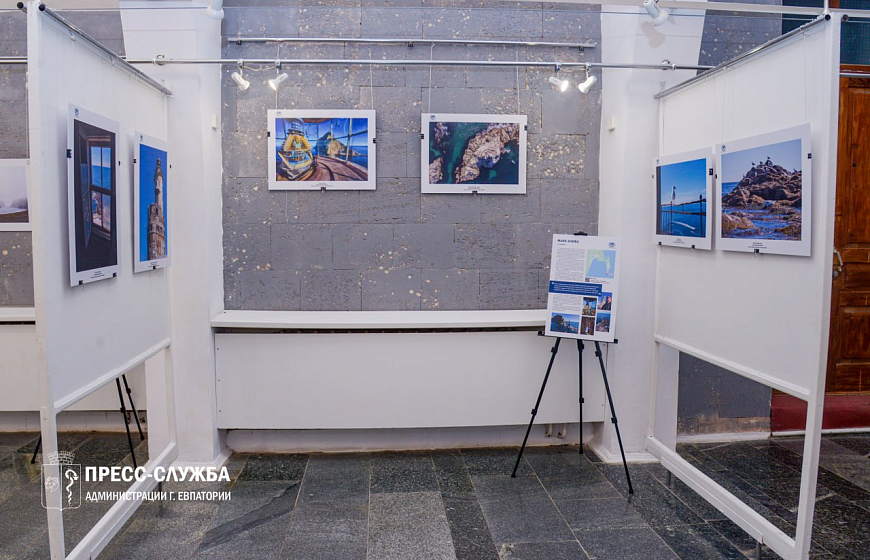 В галерее актуального искусства «Ха-Ра-Шо» проходит фотовыставка «Дальневосточный экспресс»