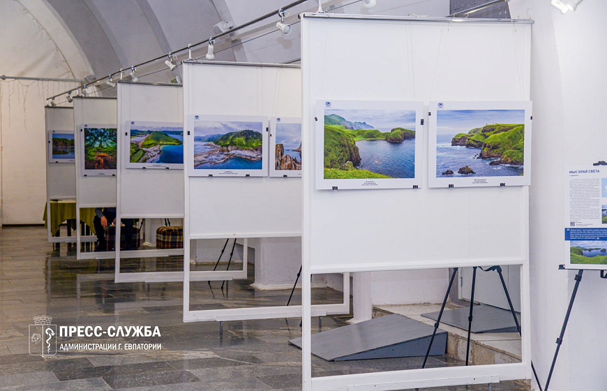 В галерее актуального искусства «Ха-Ра-Шо» проходит фотовыставка «Дальневосточный экспресс»