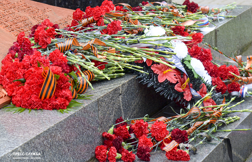 В Евпатории прошел митинг, посвященный Дню памяти воинов-интернационалистов