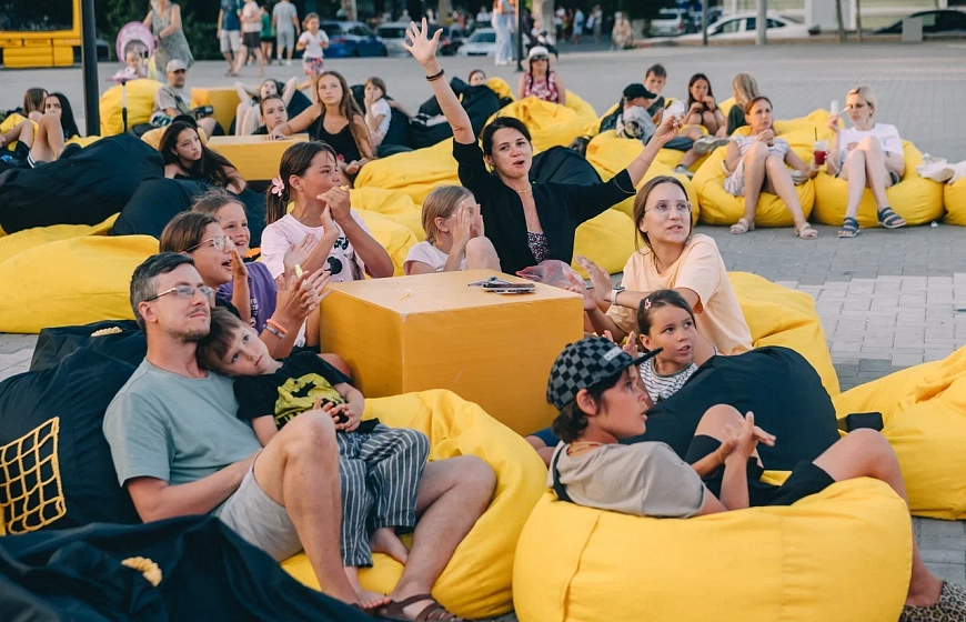 В Евпатории завершил работу фестиваль «Лето PREMIER»