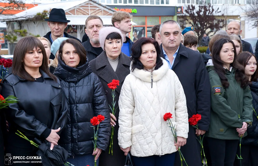 В Евпатории прошел митинг, посвященный Дню памяти воинов-интернационалистов