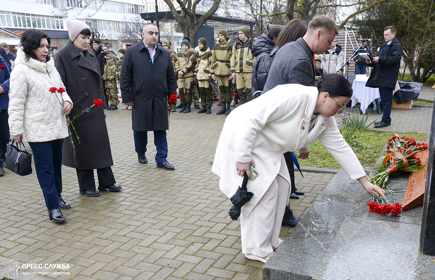 В Евпатории прошел митинг, посвященный Дню памяти воинов-интернационалистов